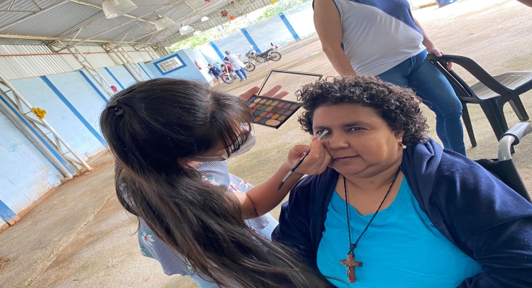 AÇÃO SOCIAL NA APAE DE TAPIRATIBA