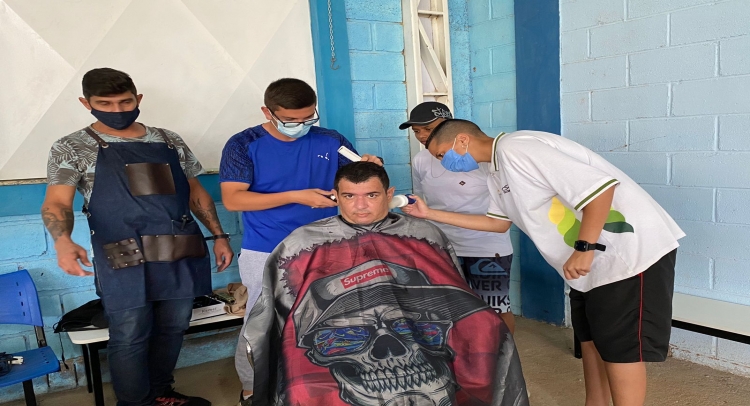 AÇÃO SOCIAL NA APAE DE TAPIRATIBA