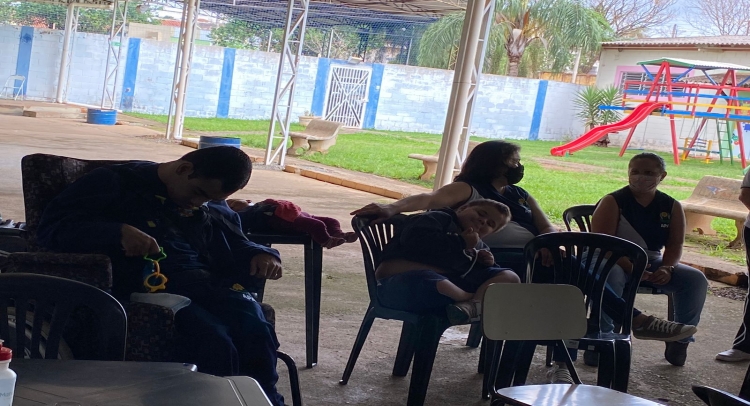 AÇÃO SOCIAL NA APAE DE TAPIRATIBA