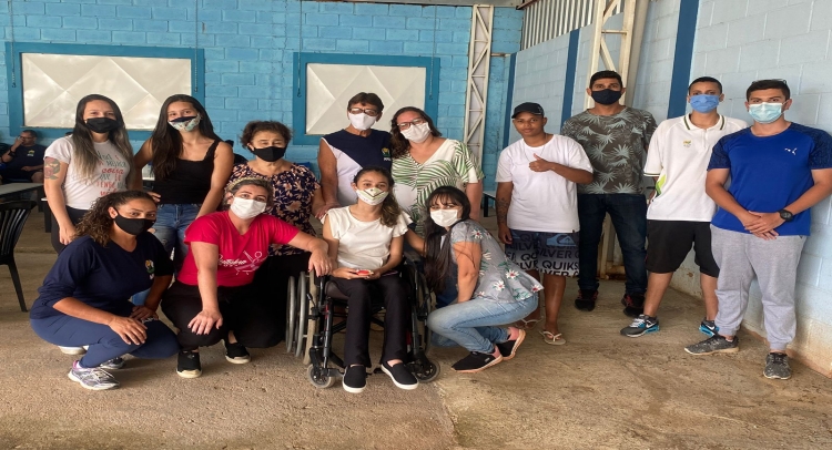 AÇÃO SOCIAL NA APAE DE TAPIRATIBA