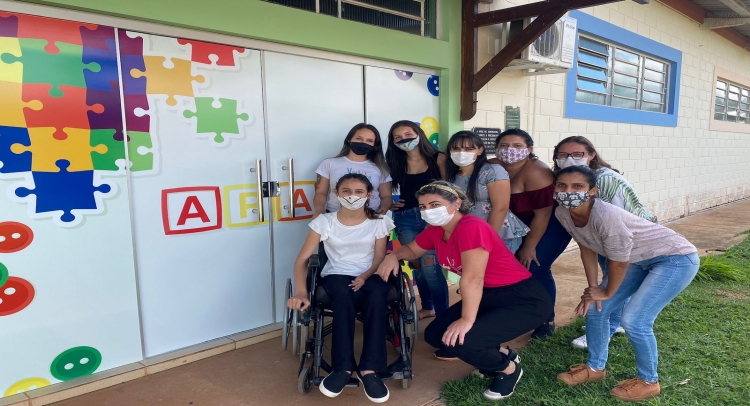 AÇÃO SOCIAL NA APAE DE TAPIRATIBA