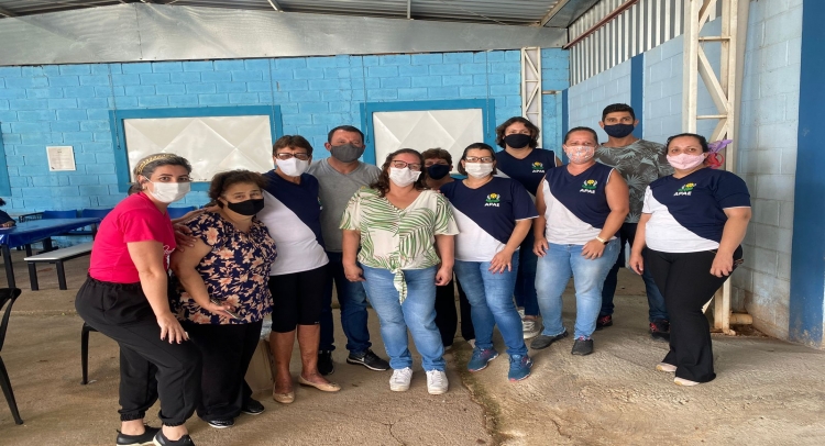 AÇÃO SOCIAL NA APAE DE TAPIRATIBA