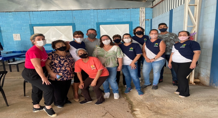 AÇÃO SOCIAL NA APAE DE TAPIRATIBA