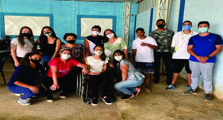 AÇÃO SOCIAL NA APAE DE TAPIRATIBA